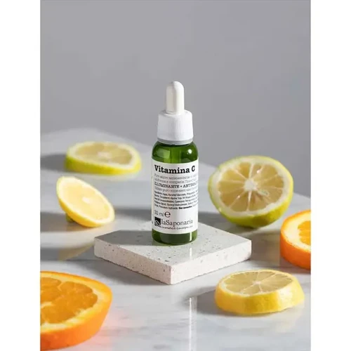 L-855c3327e19ce57efe35b9eeee7e5e0e.webp Vitamina C Activa Pura Cosmética La Saponaria, bote de 30 ml