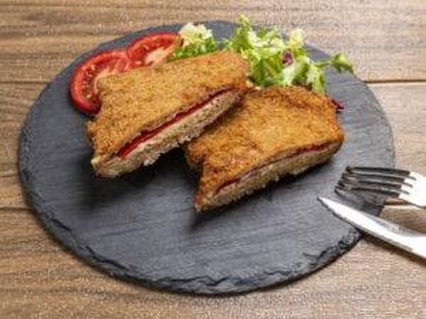L-b159a828701d9d787c46b42d0f9b355a.jpeg Librito Blue (Queso Azul y Pimientos del Piquillo) Monveg, pieza de 175 g